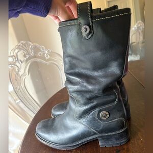 Vintage Women’s Cole Haan Fur Lined Black Leather Boots
